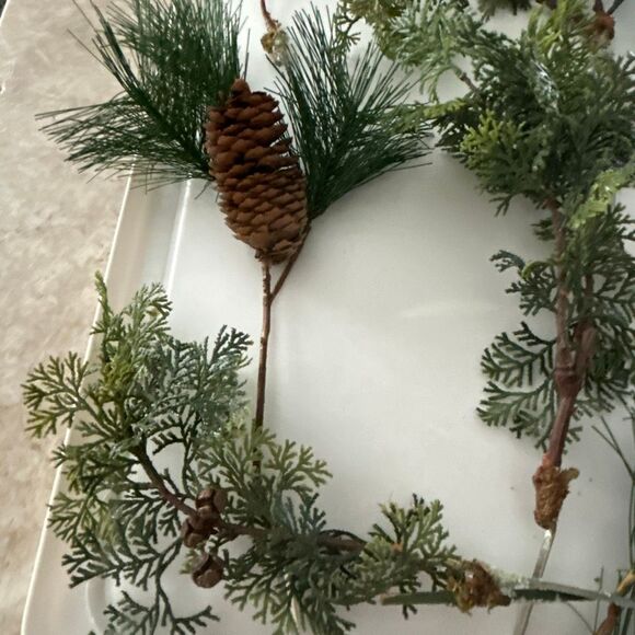 13 Christmas Greenery Picks - Picture 2 of 3